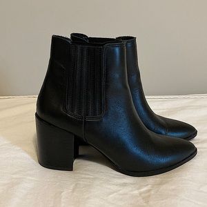 Steve Madden Ankle Boots, EUC
